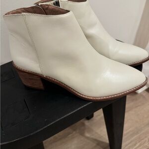 Madewell White/Cream Booties Size 9 Excellent Condition